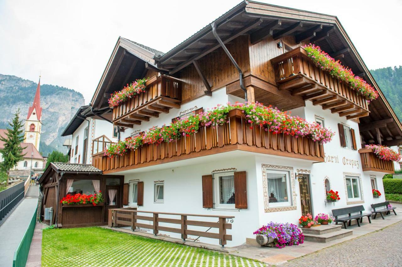 Garni Crepaz Bed & Breakfast Селва ди Вал Гардена Екстериор снимка